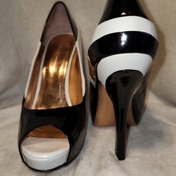 BCBG Generation Women's Patent Leather Heels - Picture 5 of 7
